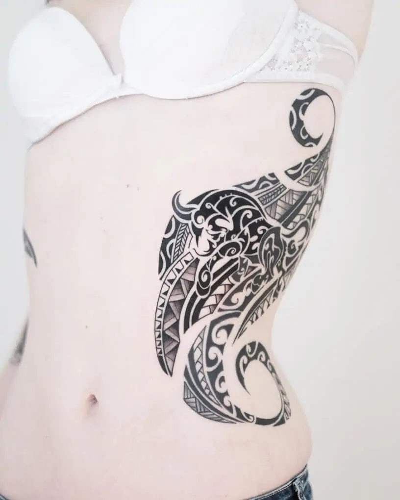 maori tattoo ribs