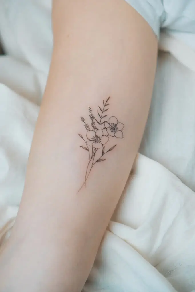 Alina  Fineline Tattoo Art on Instagram Eines meiner Wanna Dos      tinytattoo tinytattoo smalltattoo bo  Wildflower tattoo Bouquet  tattoo Tattoos