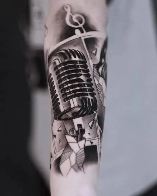 microphone tattoo realistic design